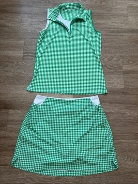 Walter Hagen Green and White Gingham Sleeveless Golf Top & Skort Set